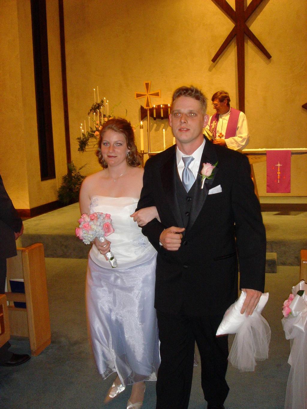2005/03(March)/02(Mount-Wedding)/1024x768_2005-03-05 18-52-57.JPG